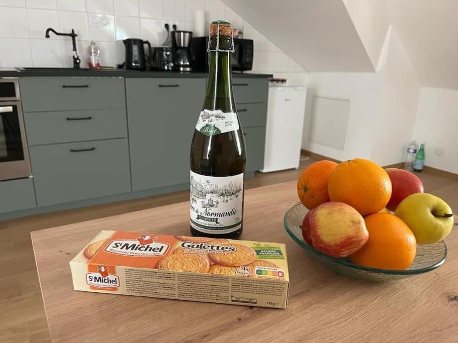 La Maison Des Amis En Normandie Pontfarcy Εξωτερικό φωτογραφία