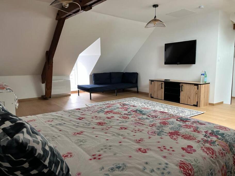 La Maison Des Amis En Normandie Pontfarcy Εξωτερικό φωτογραφία